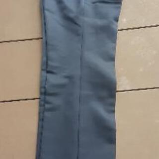 制服のズボン👖！☔洗い替えにいかがですか？の画像