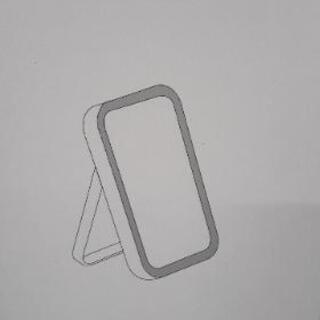 LED ライト付き化粧鏡

新品未使用の画像