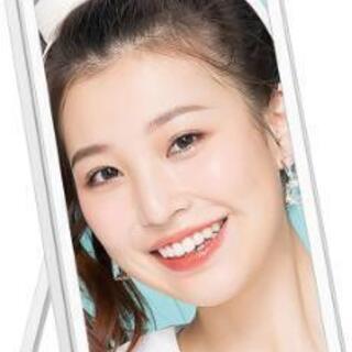 LED ライト付き化粧鏡

新品未使用の画像