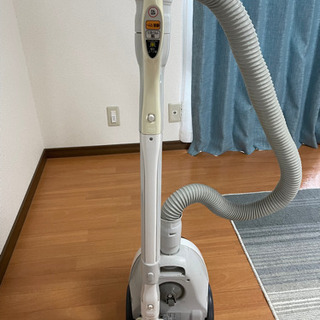 ラグと掃除機もらってください！の画像