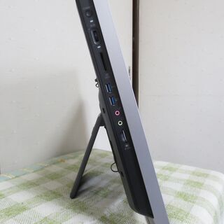 美品大画面NEC一体型PC(白) TV付 カメラ付 Offceその他色々な便利ソフトの画像