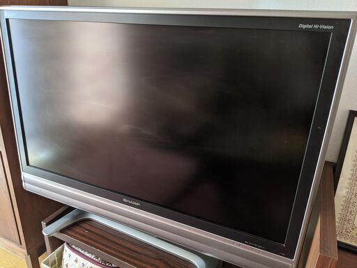 【引っ越し】テレビ　シャープ　AQUOS