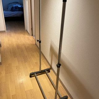 ハンガーラックの画像