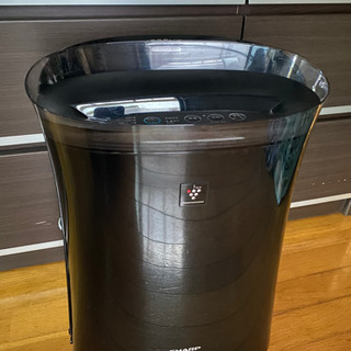 空気清浄機　SHARPの画像