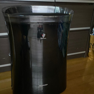 空気清浄機　SHARPの画像