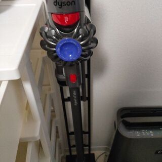 バルミューダトースター、dysonV7slim、SHARP空気清浄機の画像