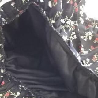 花柄カットソー ブラウスの画像