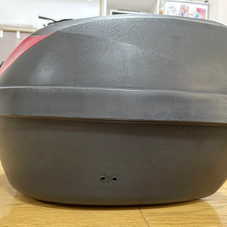 バイク　リアボックス　鍵付きの画像