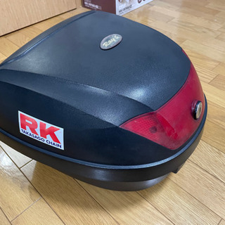バイク　リアボックス　鍵付きの画像