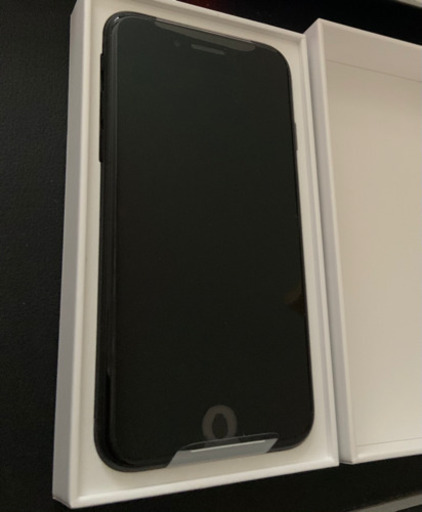 au iPhoneSE 第2世代 64GB  黒 新品