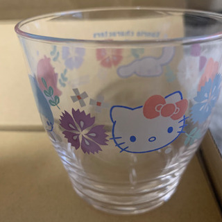 ハローキティーのペアグラスの画像