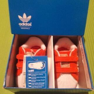 【新品未使用】adidasベビースニーカー 11.0cm