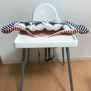 お話し中【値下げ激安IKEAセット】テーブル取外🆗お洒落IKEA ベビーチェア　テーブル、ベルト、クッション付きの画像