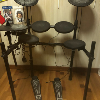 電子ドラム！古いですがちゃんと使えます！只今キャンセル待ち4番目...