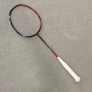 完売品・限定色　ヨネックス　YONEX  アストロクス77