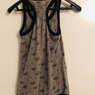 タンクトップスの画像