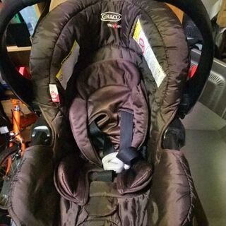 GRACO 分割可搬式チャイルドシート 寝たまま運べる