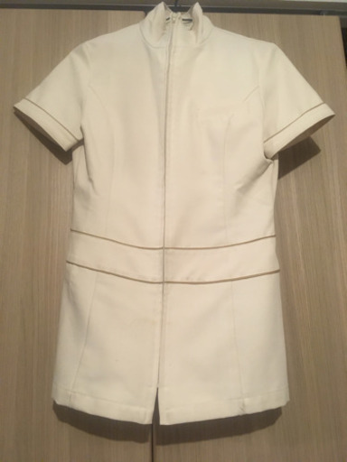 制服　エステティシャン セラピスト