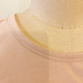 H&M Tシャツ　ペールピンクの画像