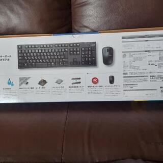 ワイヤレスキーボードマウスｺﾝﾎﾞﾓﾃﾞﾙの画像