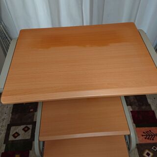 パソコンラックの画像