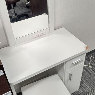 ドレッサー