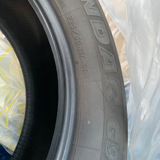 225/60R17 ヨコハマ夏タイヤ 2本セット バリ溝 17年製造の画像