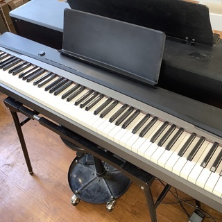 キーボード CASIO PX-130BK スタンド付 2010年製