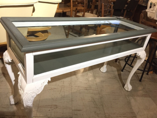 JF01802 猫足 ショーケース