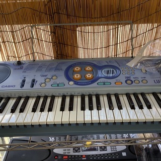 キーボード CASIO LK-39 アダプター付の画像