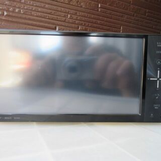トヨタ純正SDナビ 7インチワイド型フルセグ・Bluetooth・DVD/CD ②