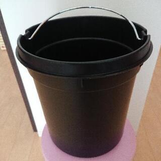 ゴミ箱 ペール缶 ペダル式 高さ28cm 未使用の画像