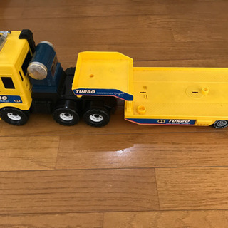 【お譲り先決定】乗り物おもちゃ　トレーラートラックとショベルカーなどの画像