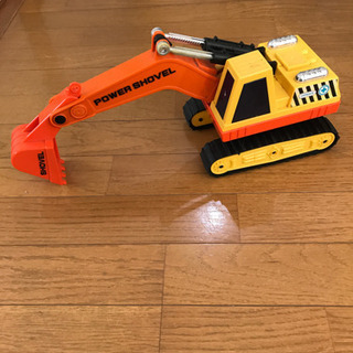 【お譲り先決定】乗り物おもちゃ　トレーラートラックとショベルカーなどの画像