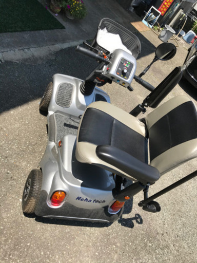 フランスベッド　ハンドル型電動車椅子S141 シニアカー