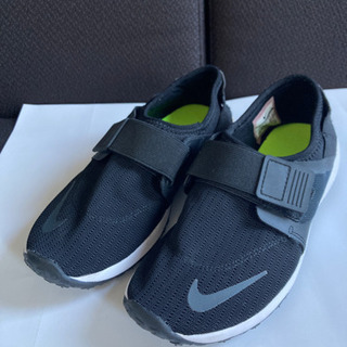 ★NIKE スニーカー24.5センチ　レディース　美品★
