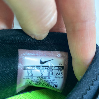 ★NIKE スニーカー24.5センチ　レディース　美品★の画像