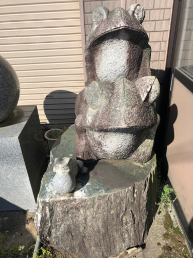 石のテーブルと椅子6