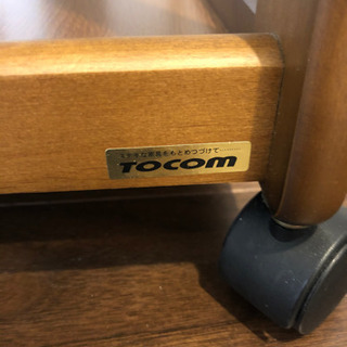 キャスター付き木製ラックの画像