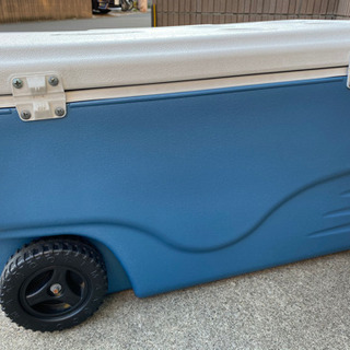 値下げしました〜コールマンクーラボックスの画像