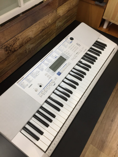 CASIO(カシオ）の電子ピアノ（LK-222）です。【トレファク東大阪店】