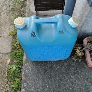 エンジンオイルの廃油