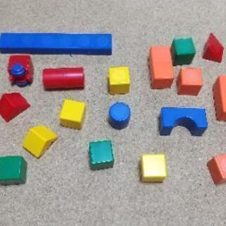 磁石でくっつく積み木
