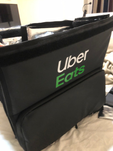 バック　Uber Eats ウーバーイーツ