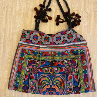 アジアン刺繍ショルダーバッグの画像