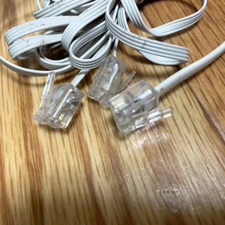 ケーブル(モジュラー？)