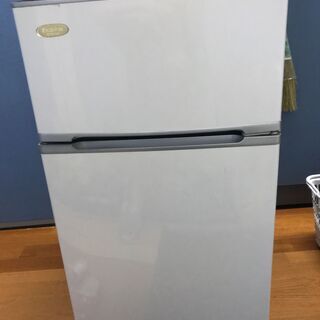 冷蔵庫無料で差し上げます。の画像
