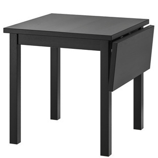 IKEA テーブル　イームズチェア2脚
