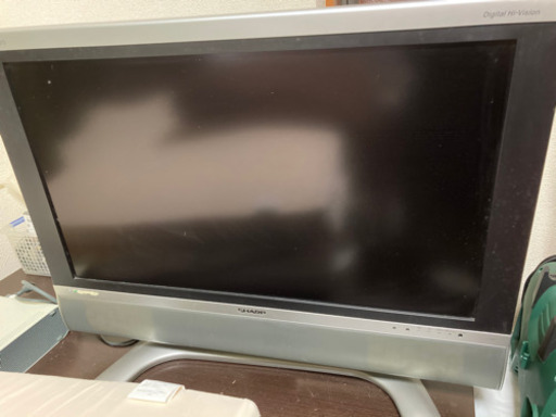 シャープAQUOS32型液晶テレビ