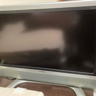 シャープAQUOS32型液晶テレビ